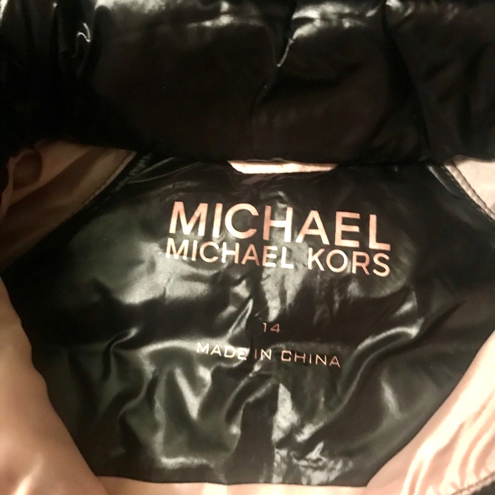 Michael Kors Quilted Puffer - Picture 4 of 8